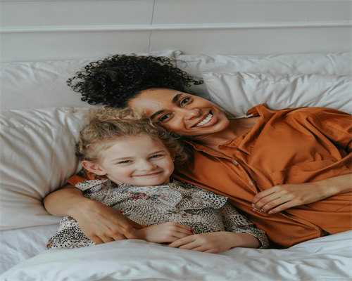 爱的另一种方式:我们的代怀之旅,代孕的选性别流程