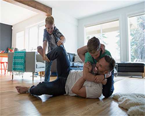 海南代生男孩微信群成功率排行-海口代生男孩微信群三代在什么时候知道助孕